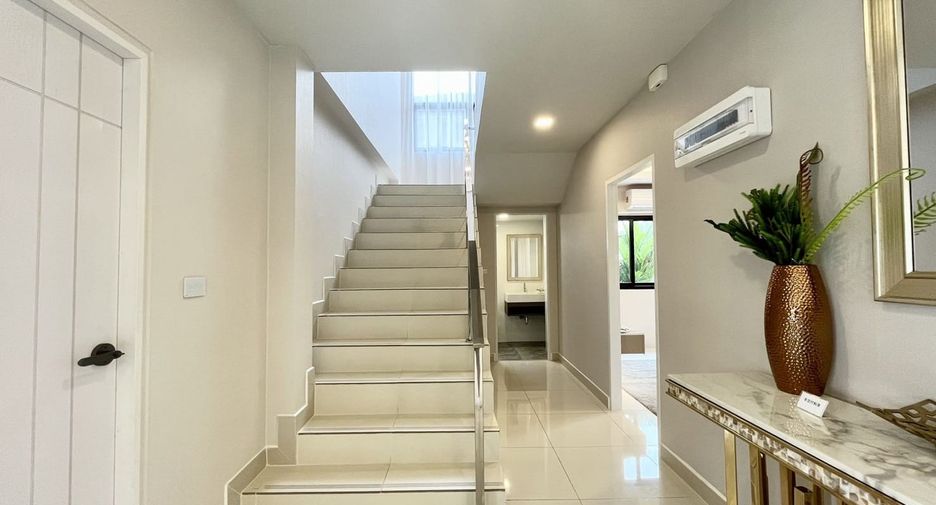 出售 3 卧室 独立屋 在 Bang Lamung, Chon Buri
