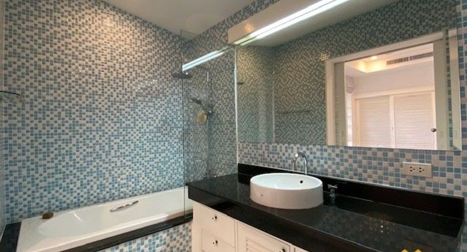 For rent 2 bedrooms condo in Thalang, Phuket