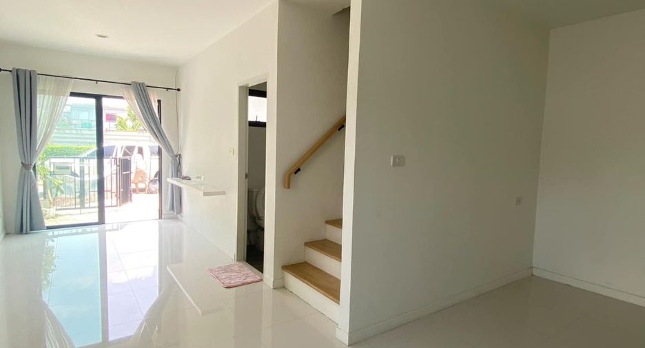 For rent and for sale 2 bed townhouse in Prawet, Bangkok