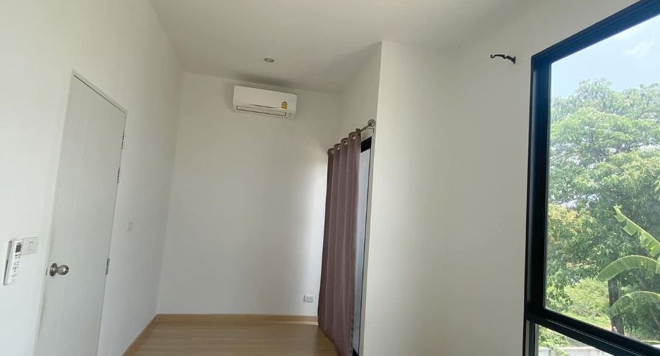 For rent and for sale 2 bed townhouse in Prawet, Bangkok