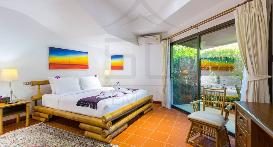 For rent 4 bedrooms villa in Mueang Phuket, Phuket