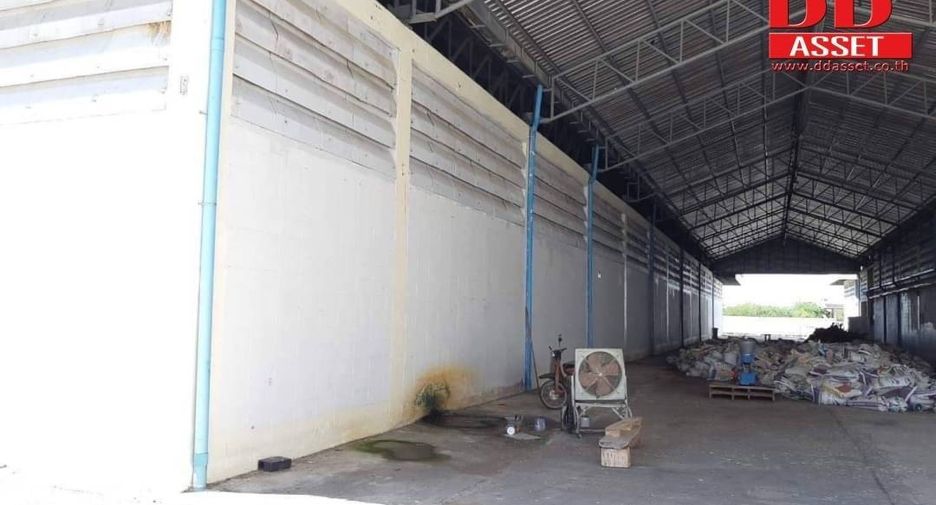 For sale warehouse in Sawaeng Ha, Ang Thong