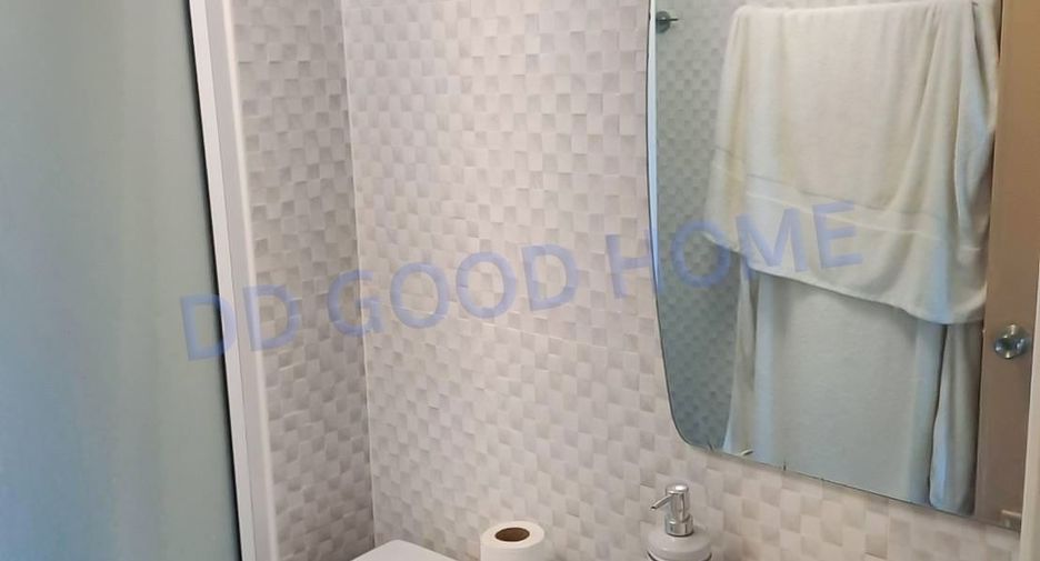 For sale 1 bed condo in Lat Krabang, Bangkok