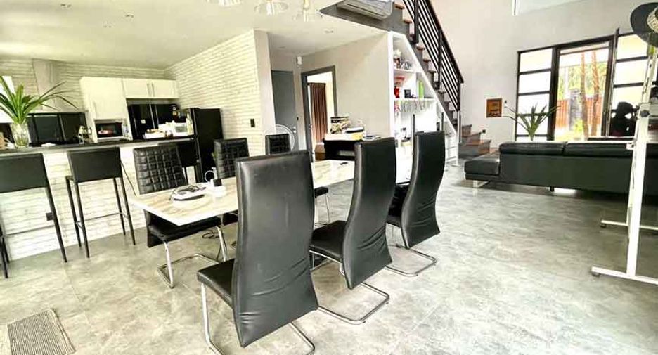 For sale 3 ベッドルーム house in Hang Dong, Chiang Mai