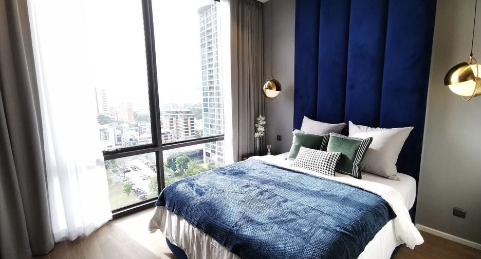 For sale 2 bedrooms condo in Pathum Wan, Bangkok