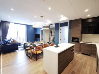 À vendre 2 chambres condo à Pathum Wan, Bangkok