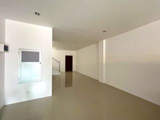 For sale 3 bed townhouse in Mueang Krabi, Krabi