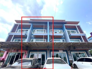 For sale 3 bed townhouse in Mueang Krabi, Krabi