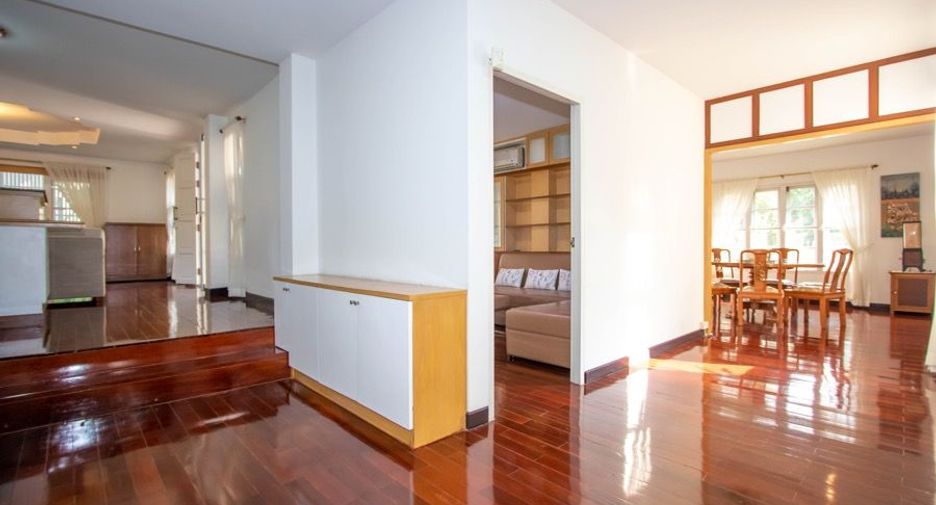 ขาย 4 ห้องนอน บ้านเดี่ยว ใน เมืองเชียงใหม่, เชียงใหม่