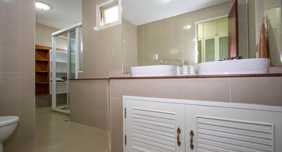 ขาย 4 ห้องนอน บ้านเดี่ยว ใน เมืองเชียงใหม่, เชียงใหม่