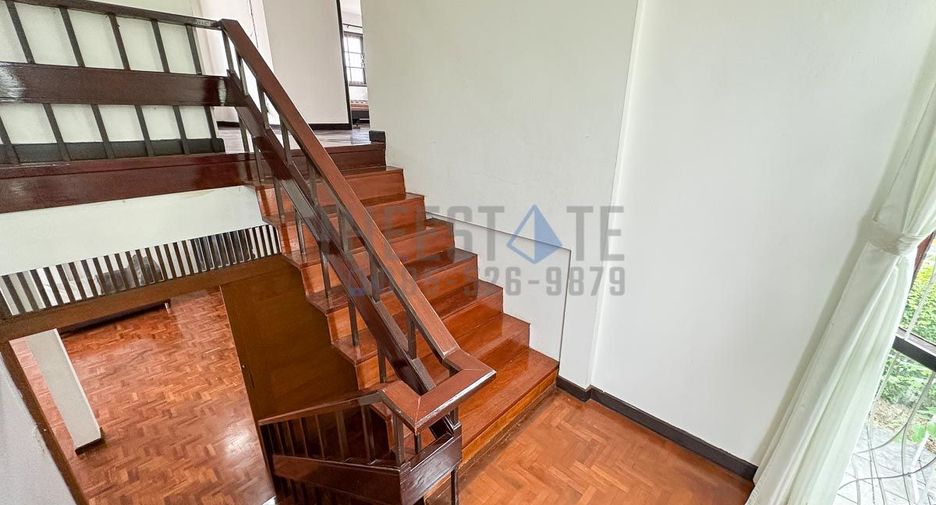 For rent 4 bedrooms house in Mae Rim, Chiang Mai