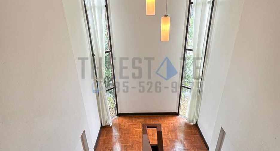 For rent 4 bedrooms house in Mae Rim, Chiang Mai
