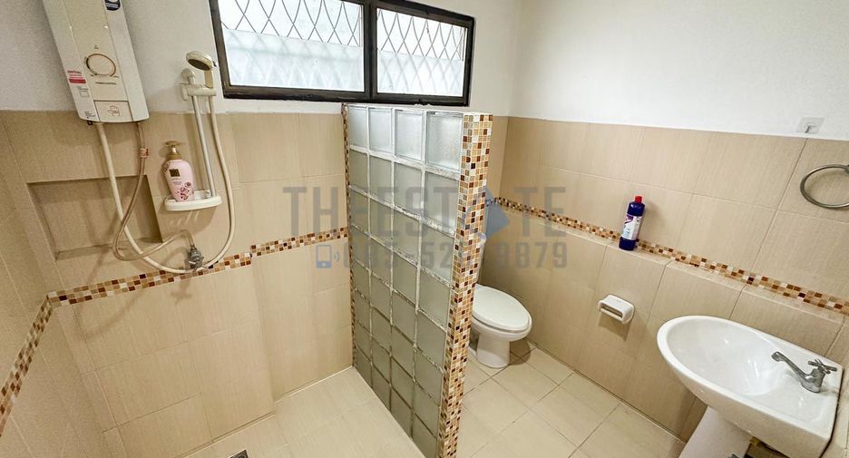 For rent 4 bedrooms house in Mae Rim, Chiang Mai