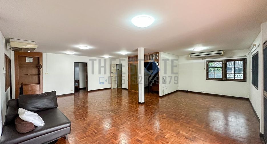 For rent 4 bedrooms house in Mae Rim, Chiang Mai