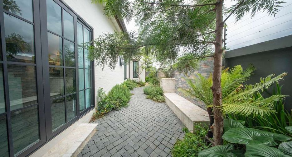 For sale 3 bedrooms house in Hang Dong, Chiang Mai