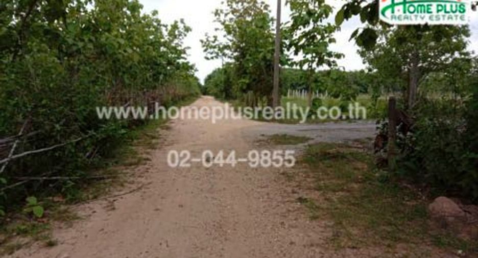 出售 土地 在 Hang Chat, Lampang