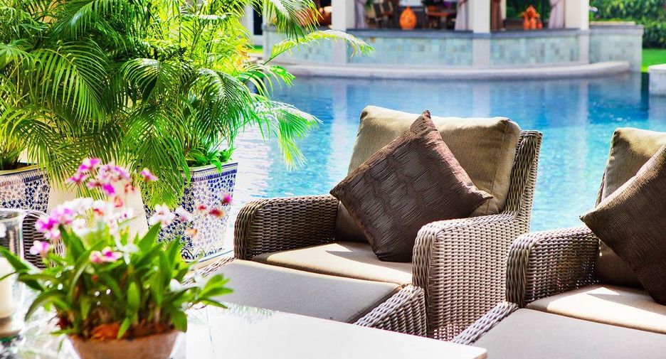For sale 8 ベッドルーム house in Bang Lamung, Chonburi