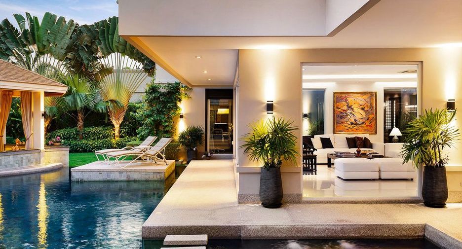 For sale 8 ベッドルーム house in Bang Lamung, Chonburi