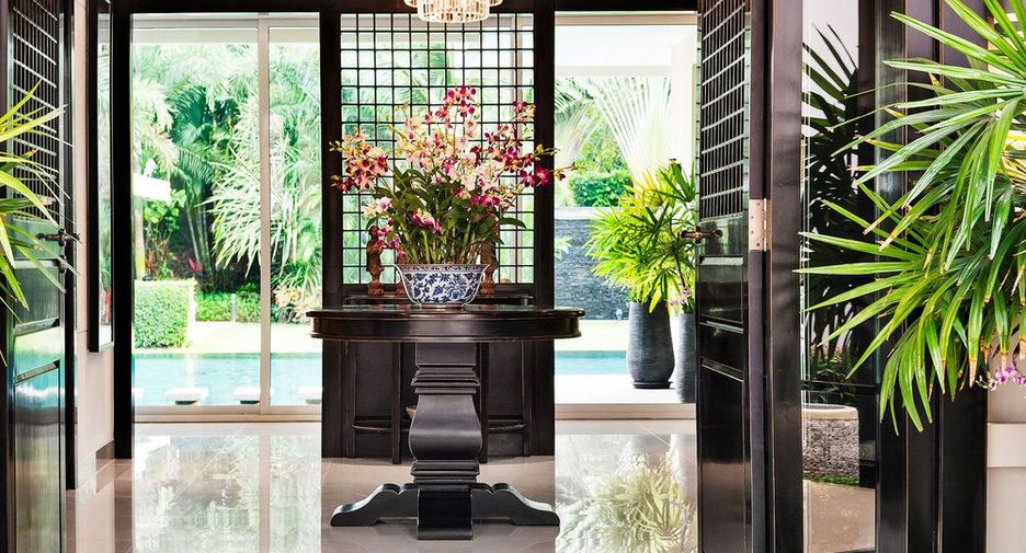 For sale 8 ベッドルーム house in Bang Lamung, Chonburi