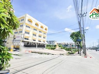 For sale retail Space in Bang Phli, Samut Prakan