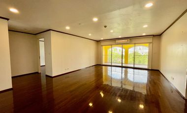 Wohnung zur Miete mit 3 Zimmer in Khlong Toei, Bangkok