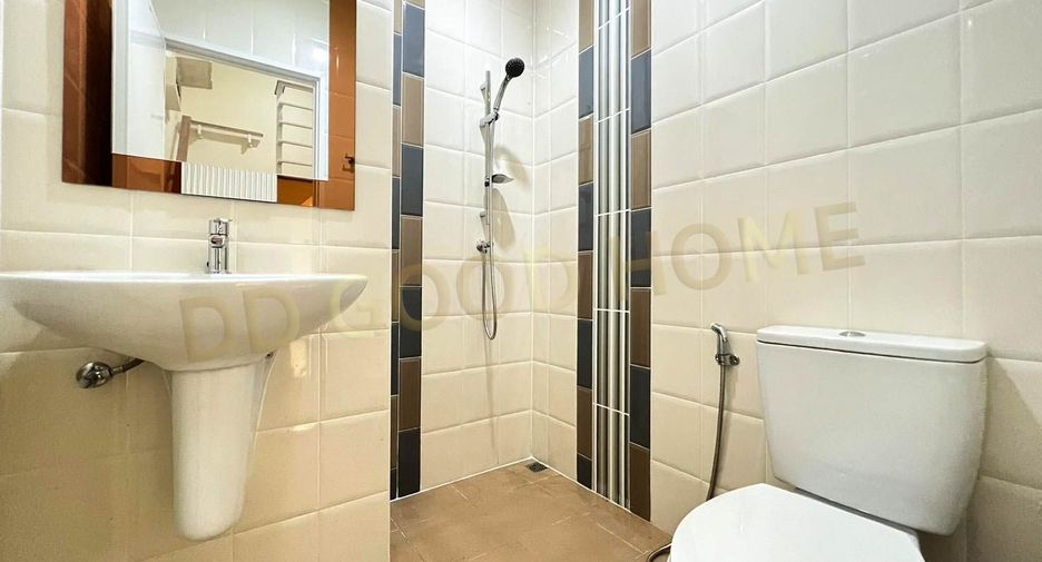 Reihenhaus zum Kauf mit 4 Zimmer in Sai Noi, Nonthaburi