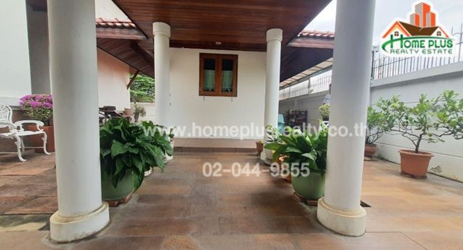 For sale 2 bedrooms house in Bang Khae, Bangkok