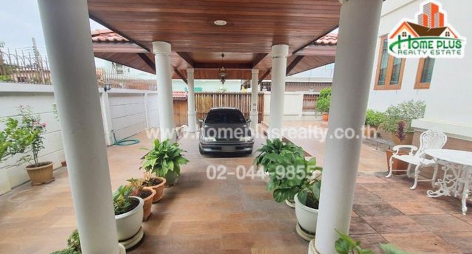 For sale 2 bedrooms house in Bang Khae, Bangkok