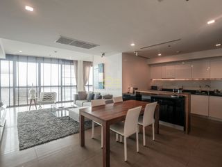 ให้เช่า 2 ห้องนอน คอนโด ใน สาทร, กรุงเทพฯ