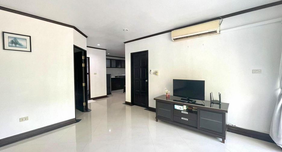 For rent 2 bedrooms villa in Mueang Phuket, Phuket