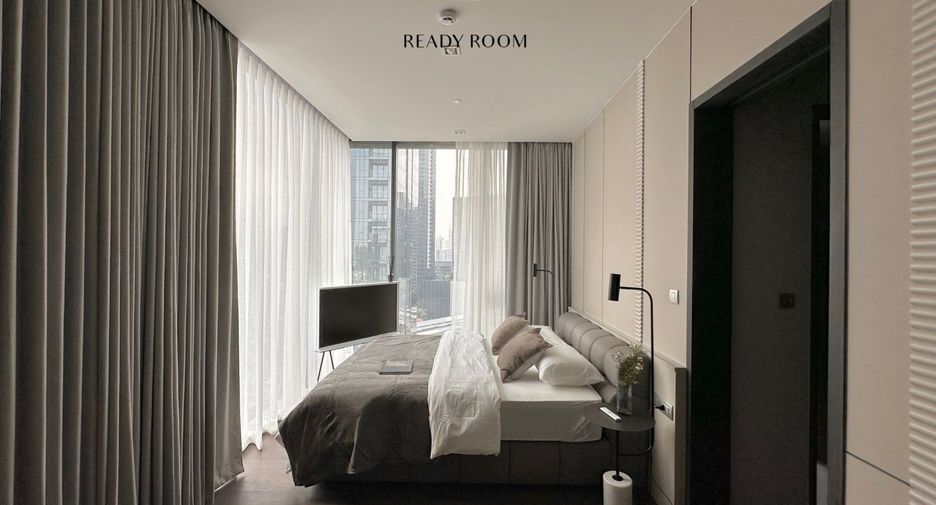 Condo en alquiler y en venta de 3 habitaciones en Khlong Toei, Bangkok