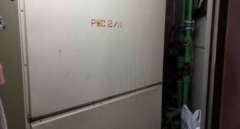 For rent 4 bedrooms office in Khlong Toei, Bangkok
