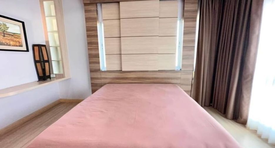 For sale 3 bedrooms house in Si Racha, Chonburi