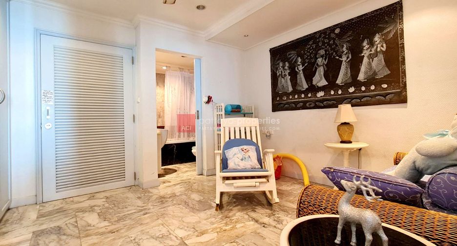 For sale 2 bedrooms condo in Bang Lamung, Chonburi