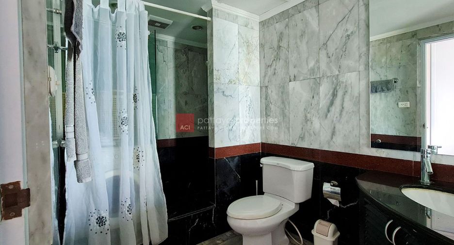 For sale 2 bedrooms condo in Bang Lamung, Chonburi