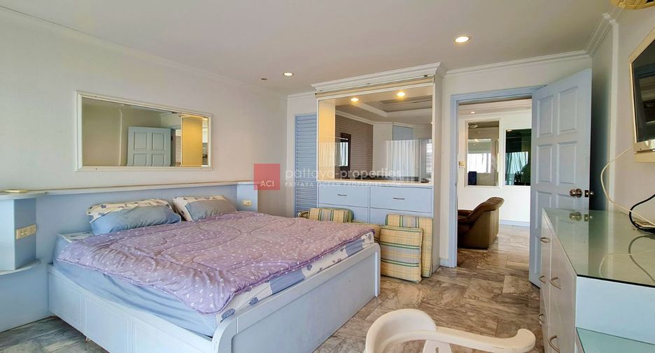 For sale 2 bedrooms condo in Bang Lamung, Chonburi