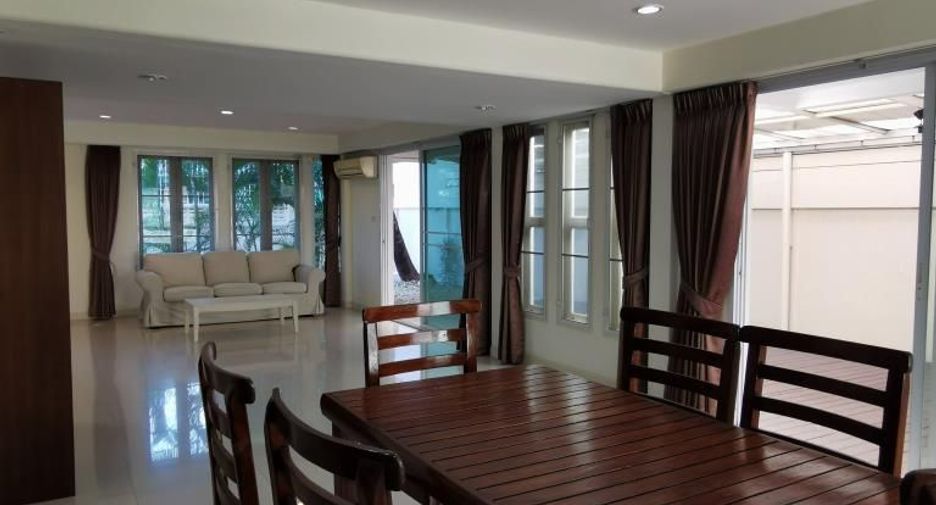 ให้เช่า 3 ห้องนอน บ้านเดี่ยว ใน วัฒนา, กรุงเทพฯ