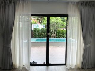 For sale 3 bed townhouse in Phaya Thai, Bangkok