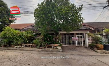 For sale 3 Beds house in Bang Kapi, Bangkok