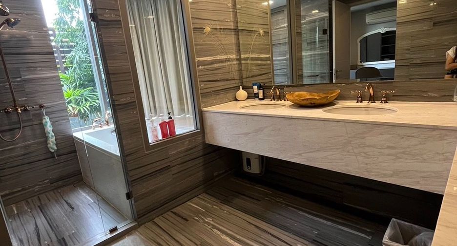 For rent and for sale 3 bedrooms condo in Watthana, Bangkok