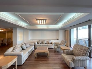 For rent 4 bedrooms condo in Watthana, Bangkok