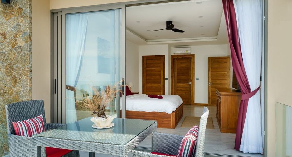 For sale 4 bedrooms villa in Ko Samui, Surat Thani