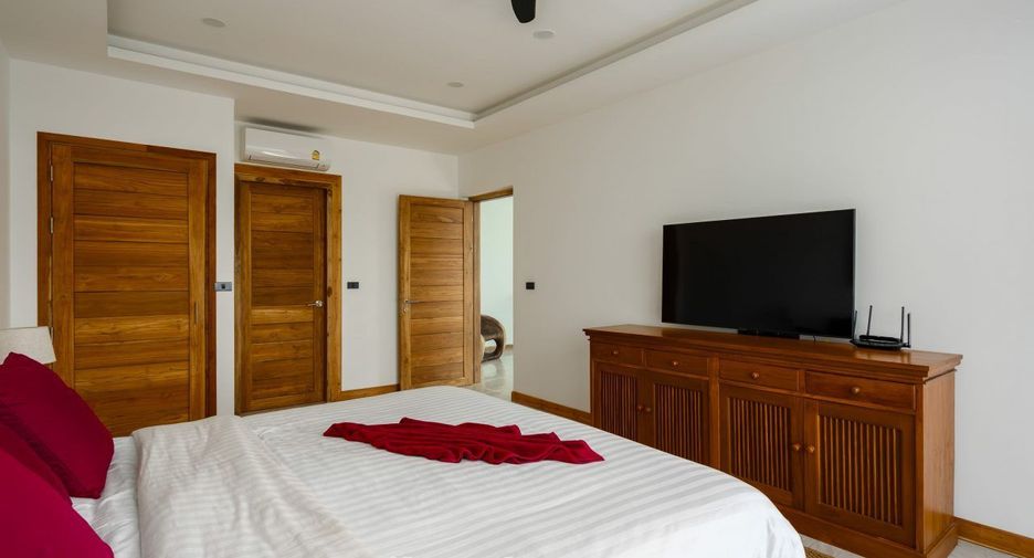 For sale 4 bedrooms villa in Ko Samui, Surat Thani