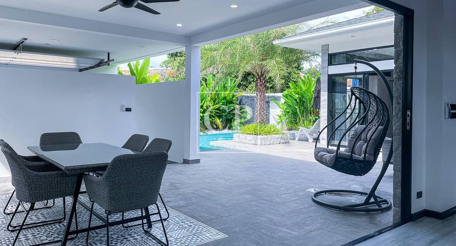 For sale 2 bedrooms villa in Mueang Phuket, Phuket
