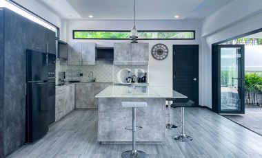 For sale 2 bedrooms villa in Mueang Phuket, Phuket