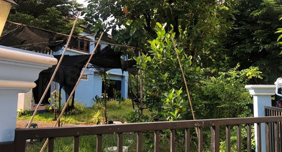 出售 3 卧室 独立屋 在 Khlong Sam Wa, 曼谷