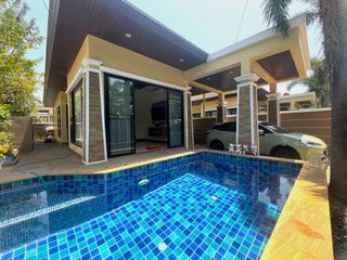 For sale 4 bed villa in Mueang Krabi, Krabi