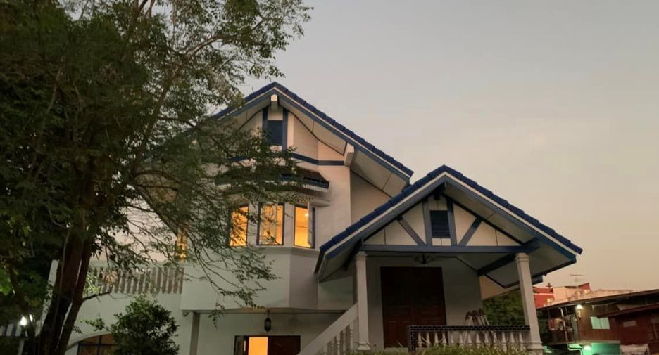 出租 3 卧室 独立屋 在 Khlong San, 曼谷