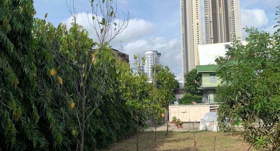 出租 3 卧室 独立屋 在 Khlong San, 曼谷