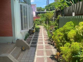 出售 土地 在 Khlong San, 曼谷